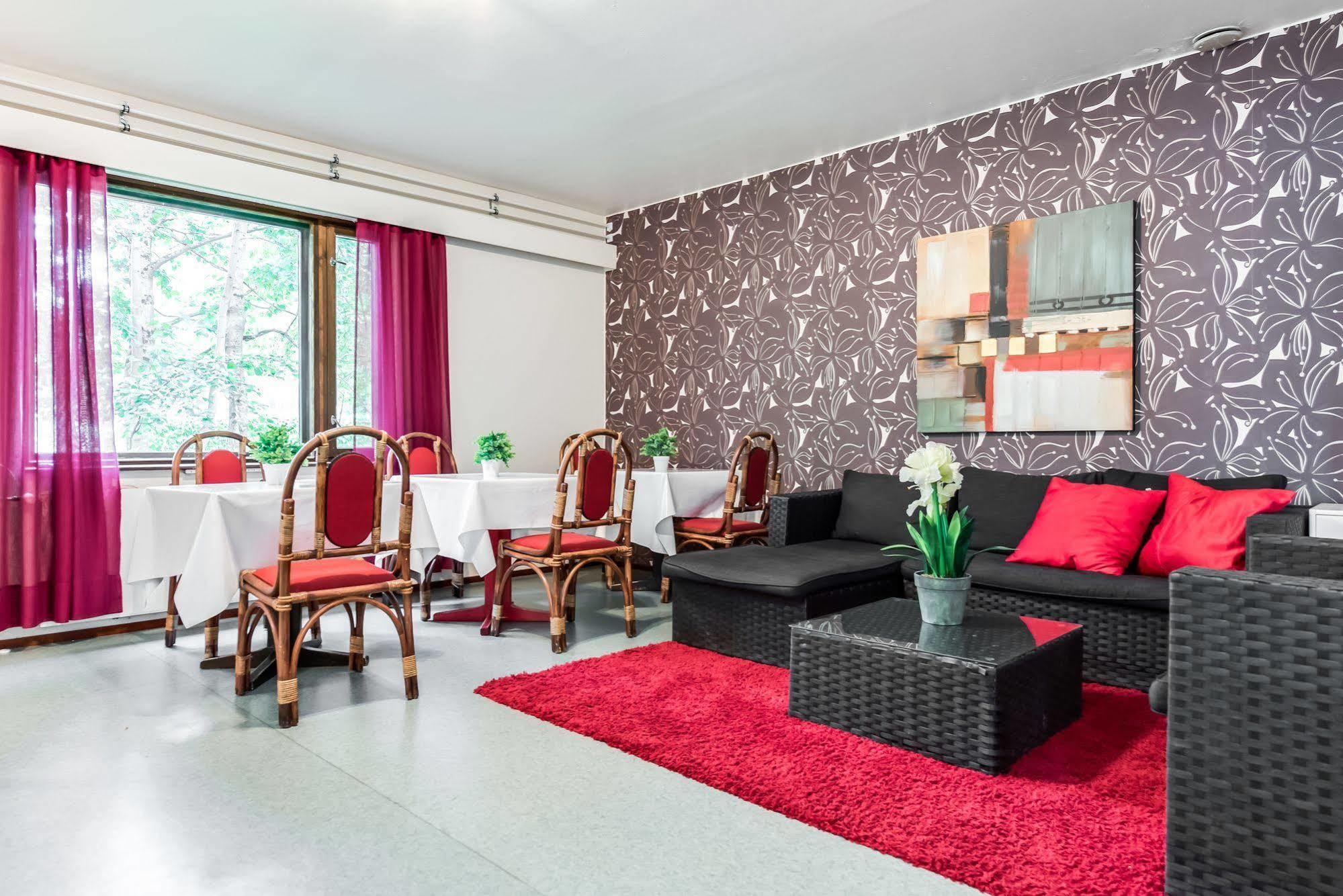 Hotel Pohjankievari Kempele Luaran gambar